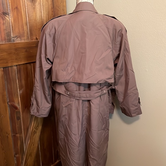 Vintage Oversized Trench Coat - Picture 5 of 11